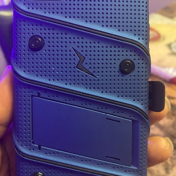 Phone case - Picture 4 of 9